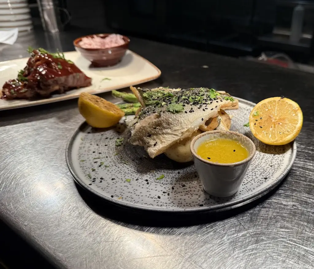 Shoaib Rashid_Smoky Boys Castleford_Castleford_review