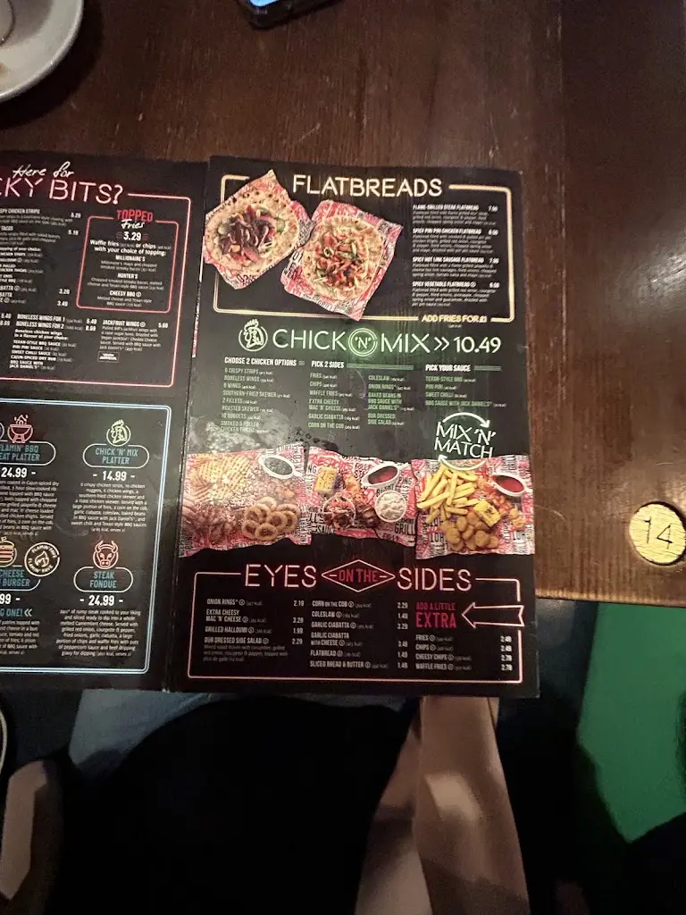 Menu_Quakerwood_Acomb_image_2