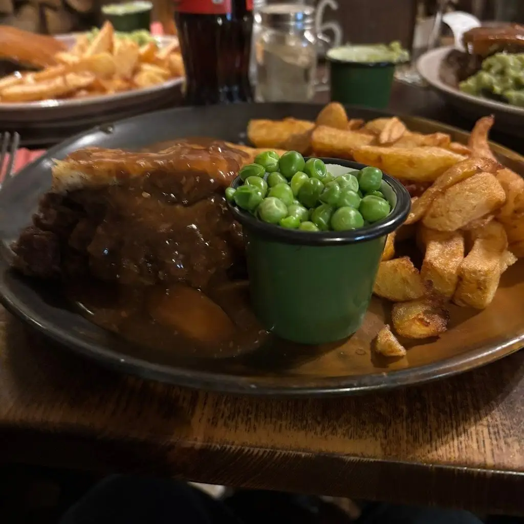 Joe Guthrie_Masons Arms Warkworth_Amble_review