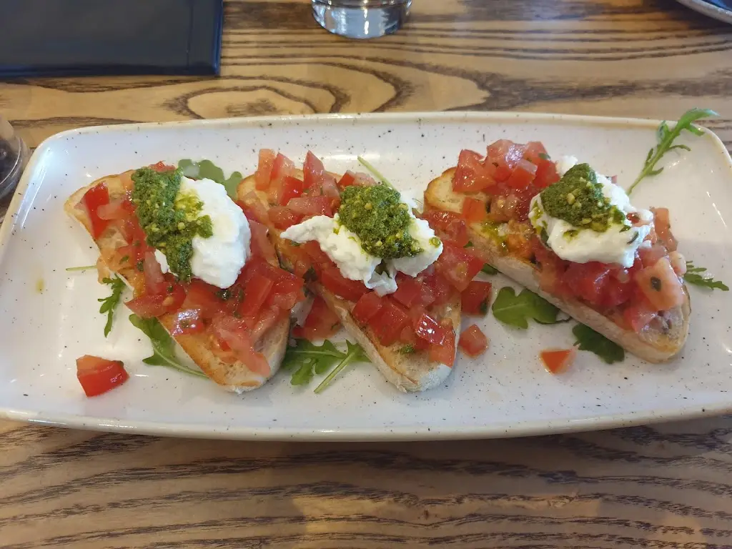 Menu_La Banca_Carshalton_image_4