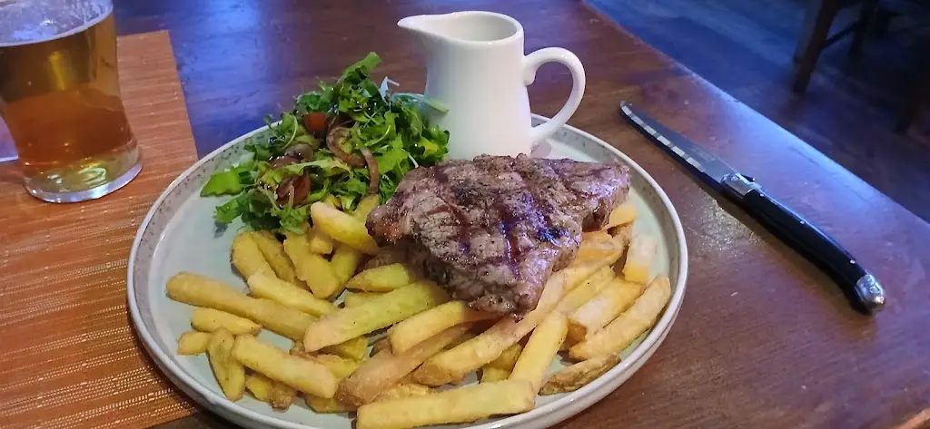 DJ Johnny Rocco_The Sun_Carshalton_recensione