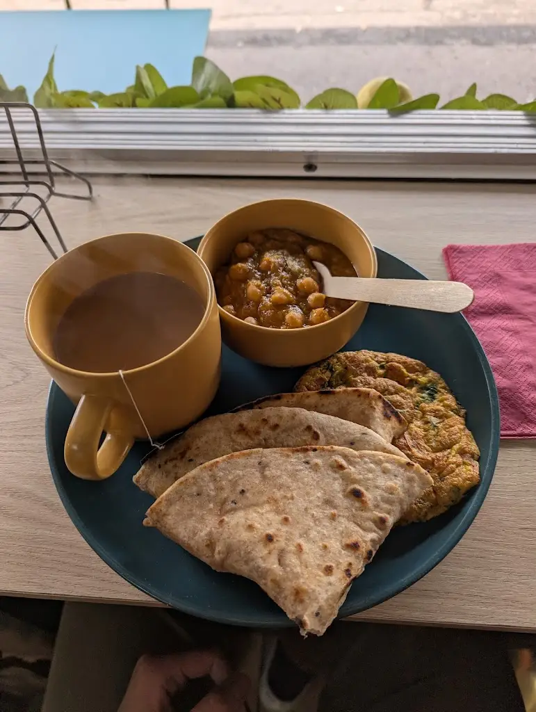 Michael Donlea_Mann o Salwa_Carshalton_review