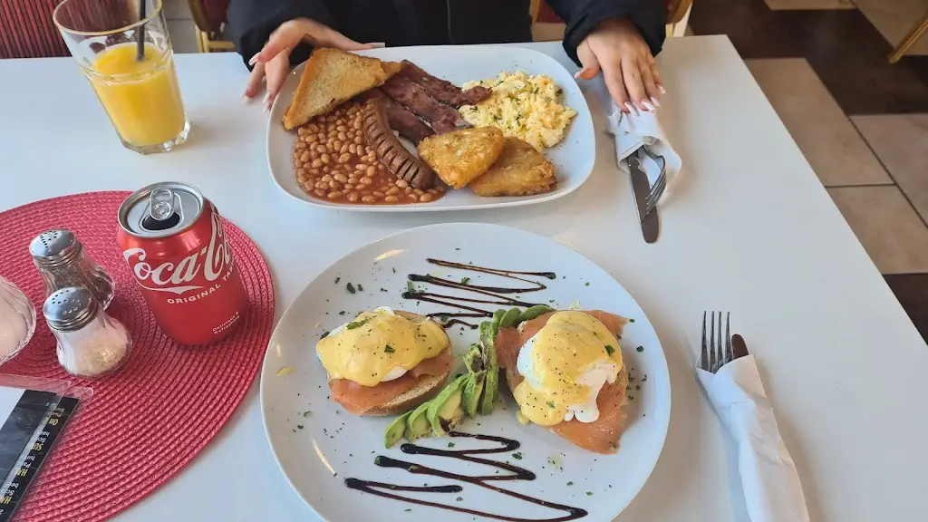 Menu_Happy Belly Cafe_Carshalton_immagine_9