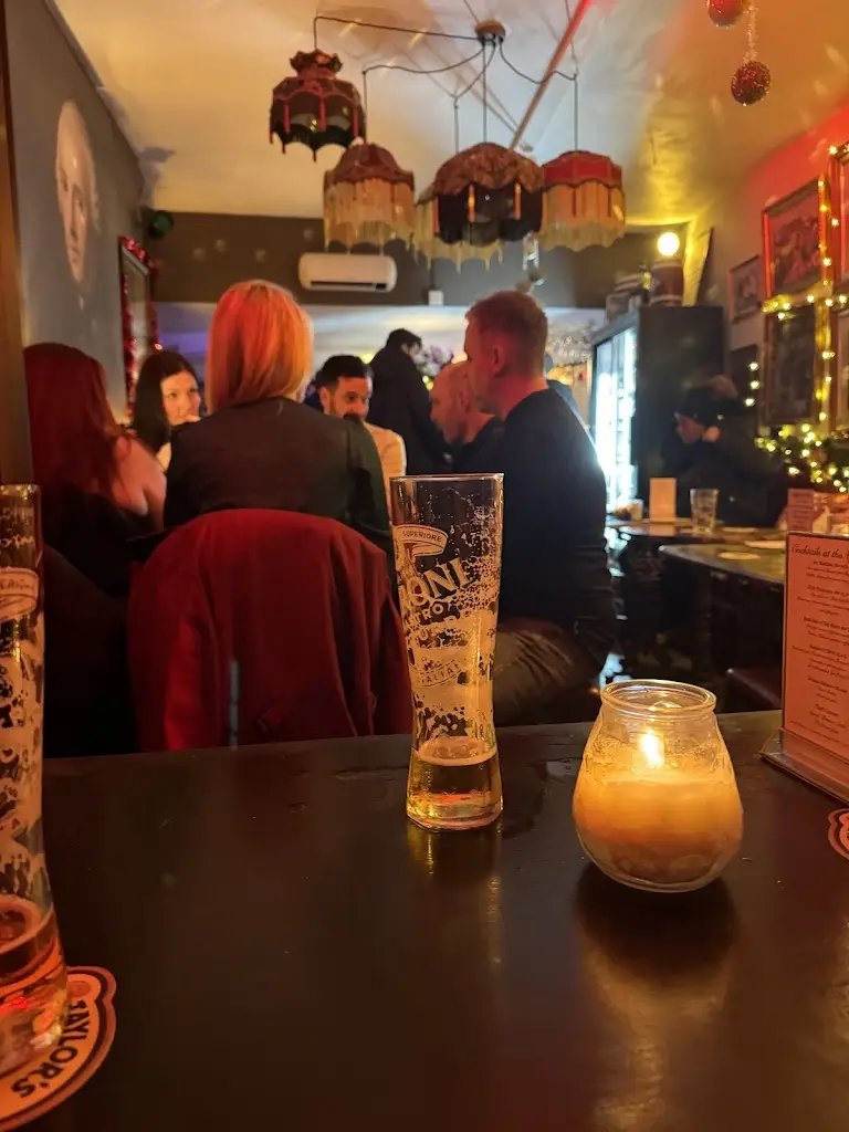 Sardev Singh_The Apiary at Castle Donington_Castle Donington_review