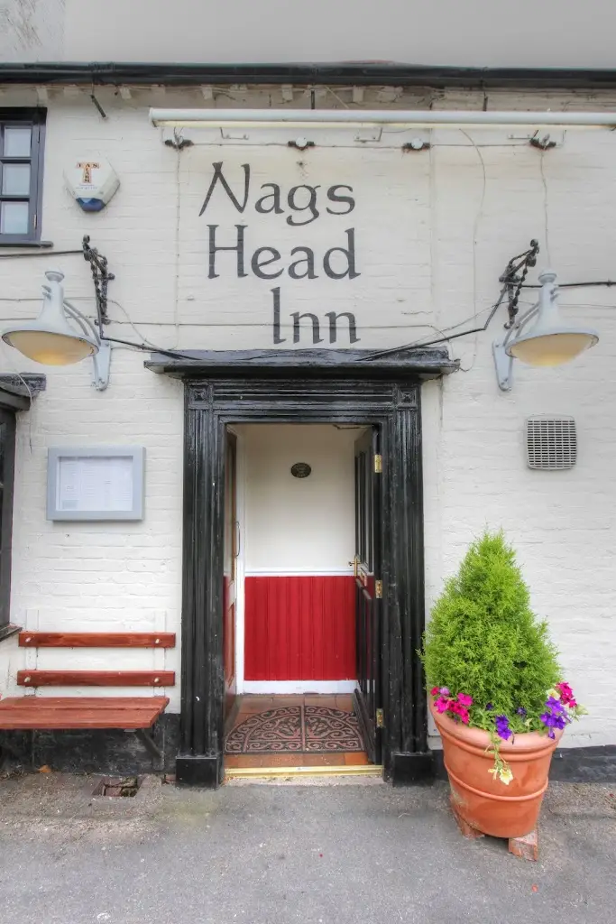 Nags Head Inn_Castle Donington_slider_image_1