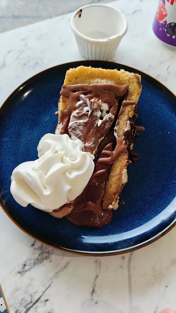 Griddle And Glaze restaurant in Castle Donington