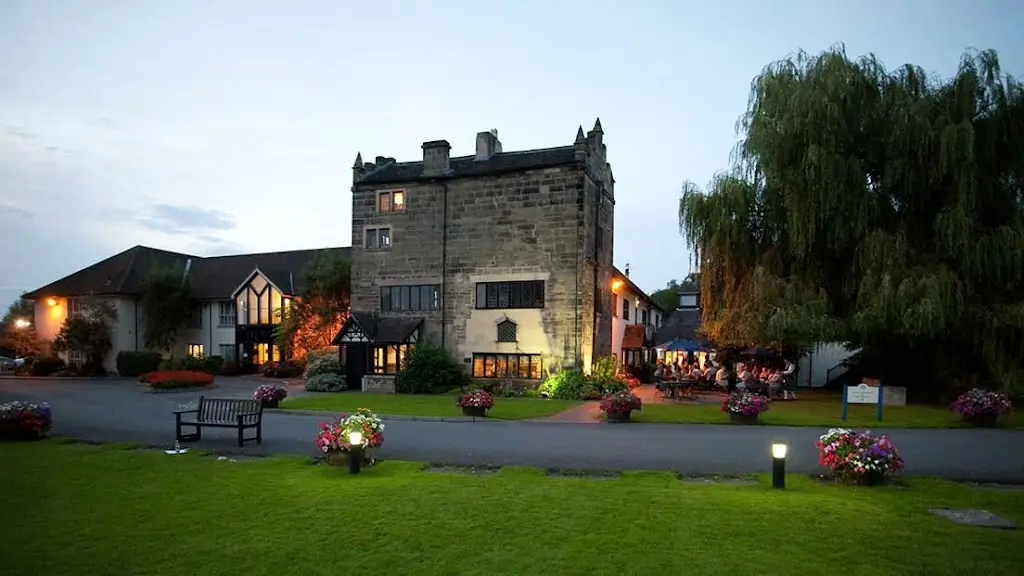 The Priest House Hotel restaurant in Castle Donington