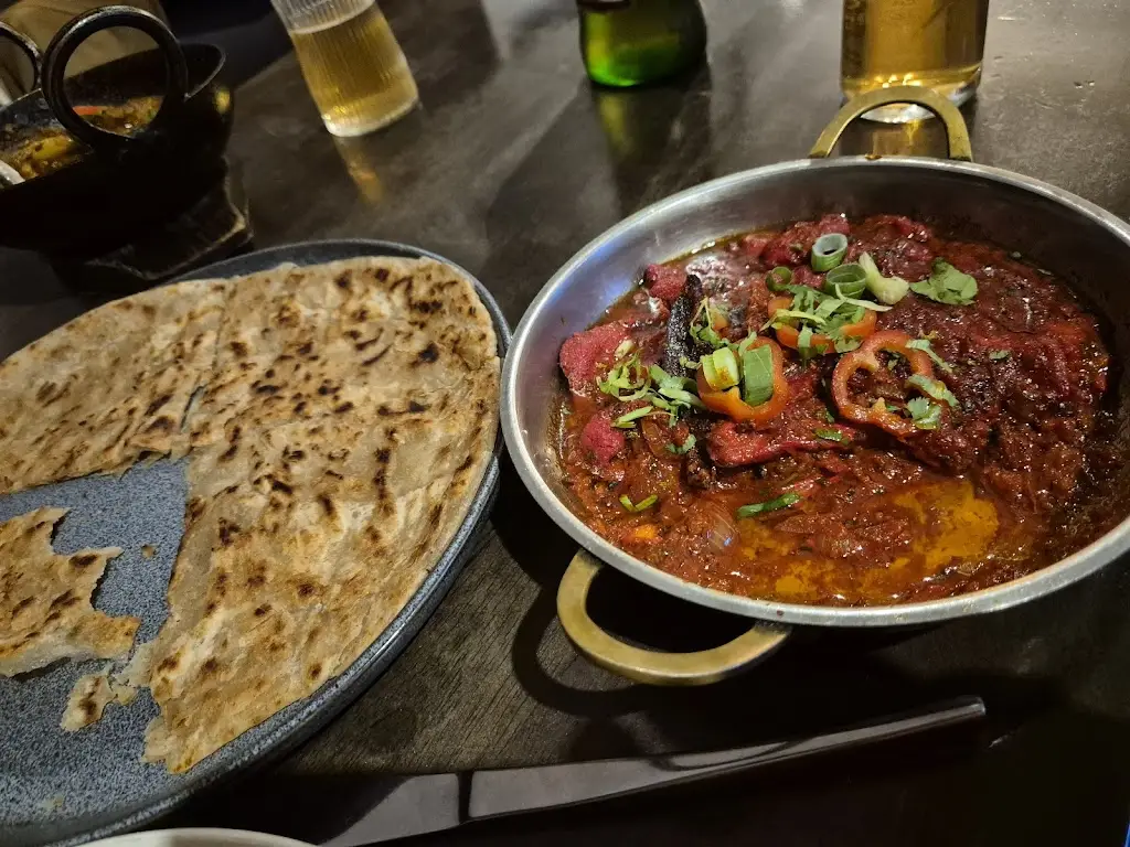 Curry 2 Night_Castle Donington_slider_image_2