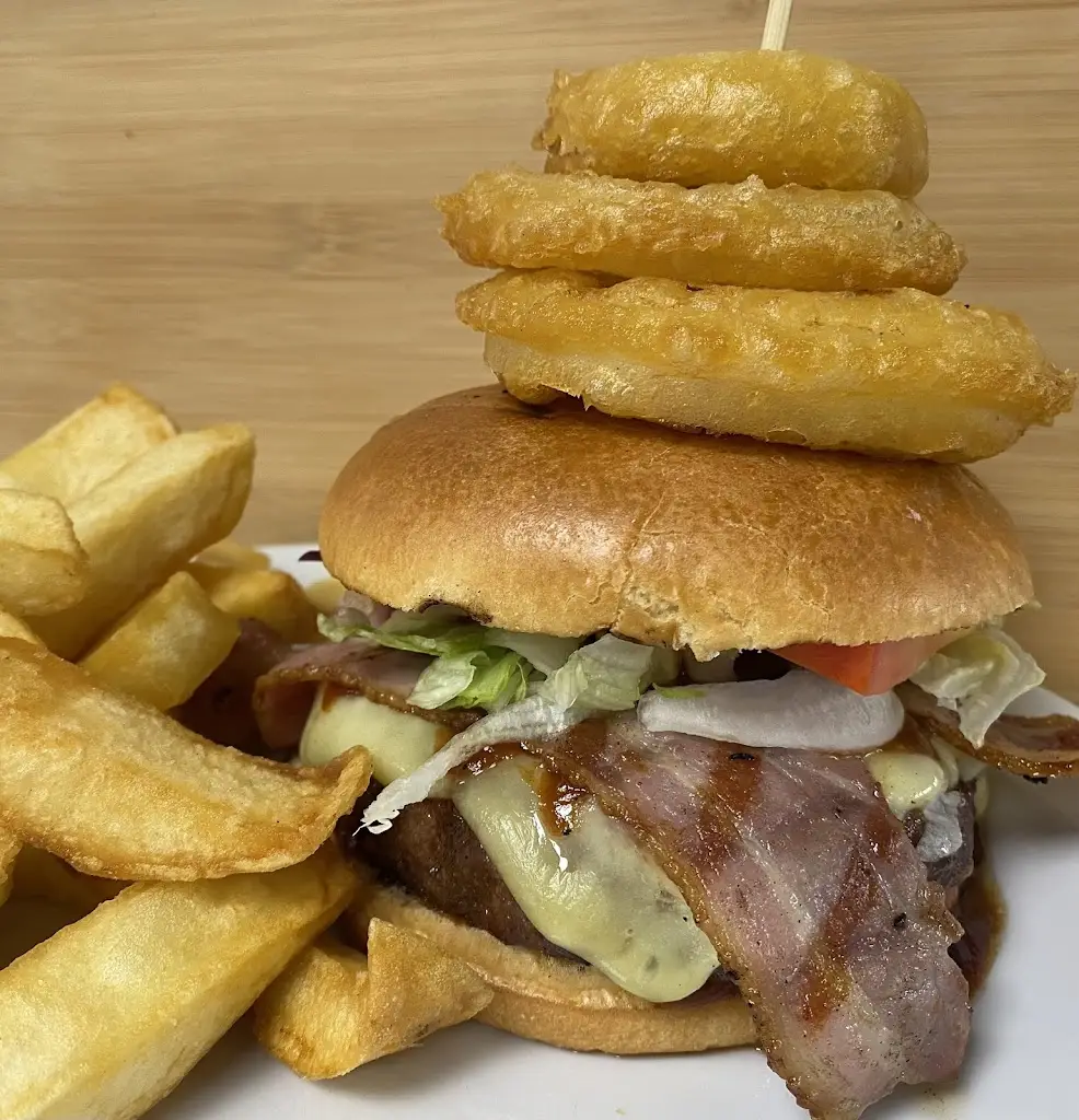 Stones Of Castle Donington_Castle Donington_slider_image_2