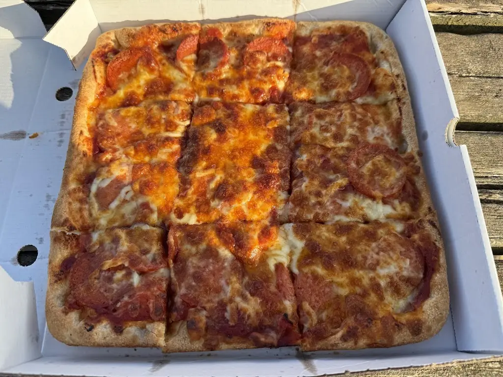 Pete Jackson_Castle Grill_Castle Donington_review