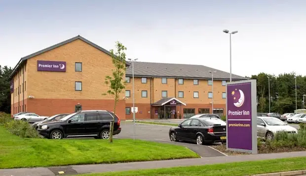 Premier Inn East Midlands Airport hotel restaurant in Castle Donington