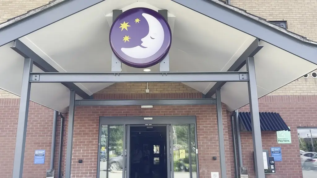 Premier Inn East Midlands Airport hotel_Castle Donington_slider_image_2