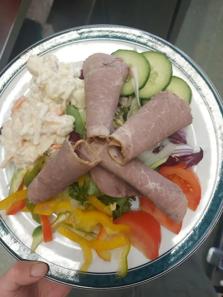 Auction Eats_Catterall_slider_image_2