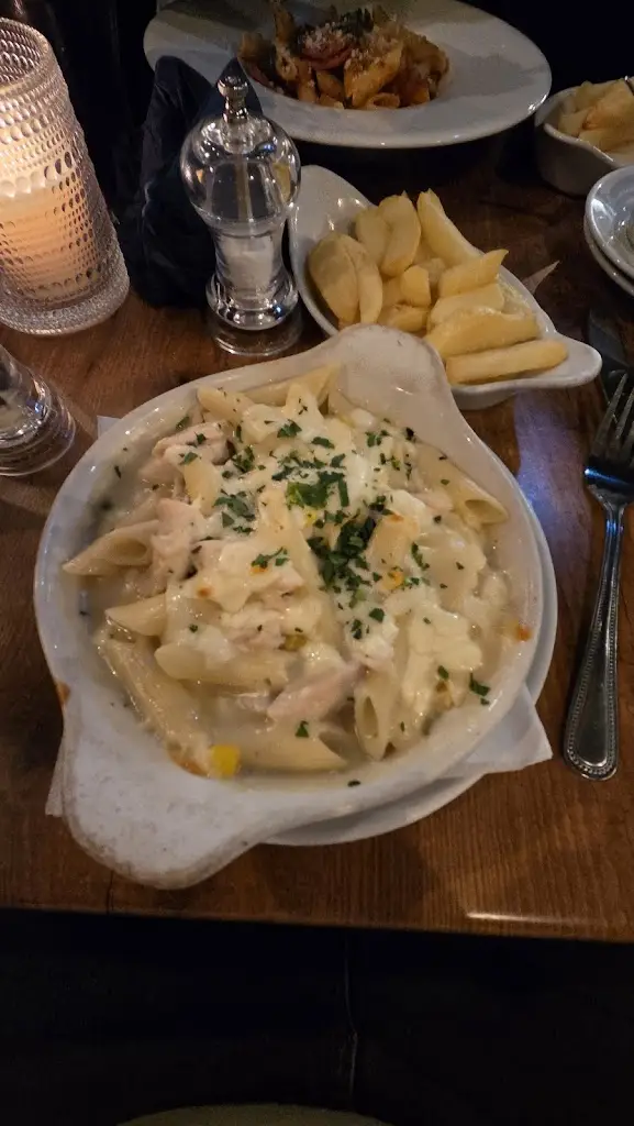 Josh W_La Mezzaluna_Carlisle_review