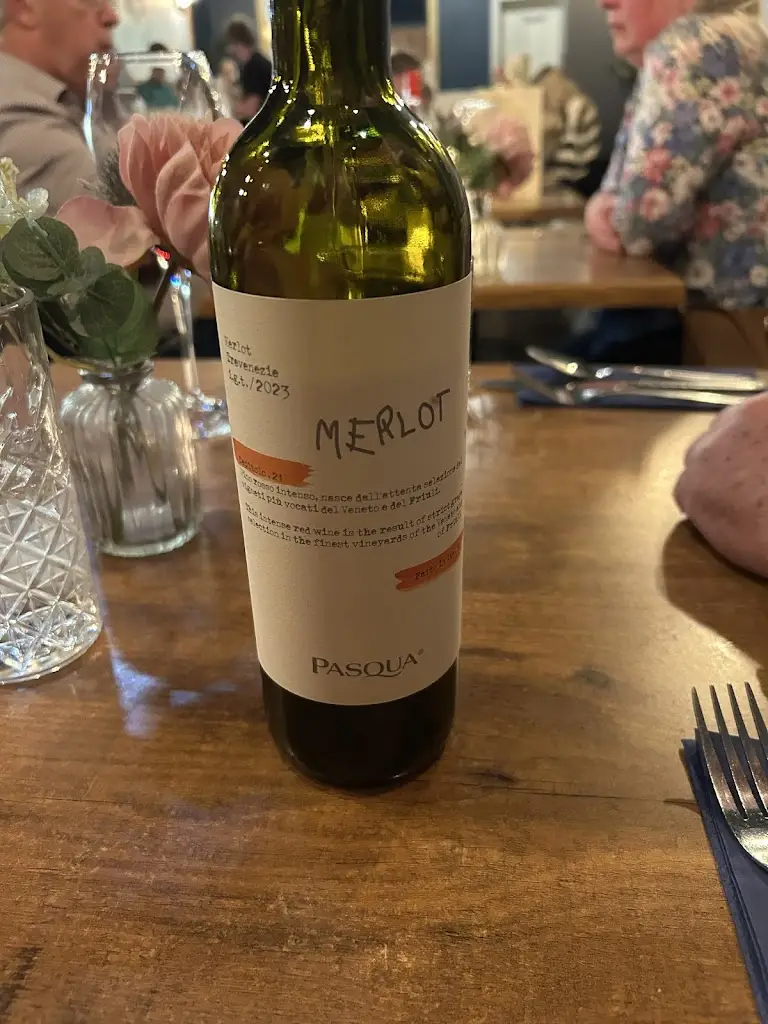 Phil Kitson_La Mezzaluna_Carlisle_review