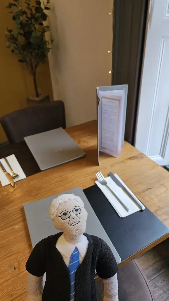 Small Gordy_Amatos_Carlisle_review