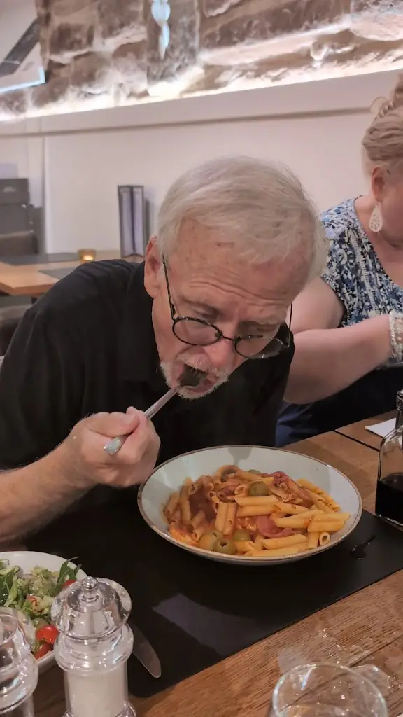 Amatos_Carlisle_slider_image_2