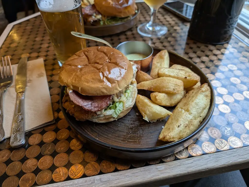 Thin White Duke_Carlisle_slider_image_3