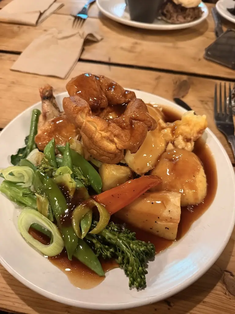 Danielle Parker_Coco Mill_Carlisle_review