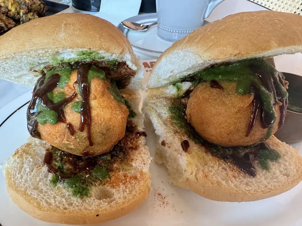 Mike Mazumder_Karobar Indian Restaurant_Catcliffe_review