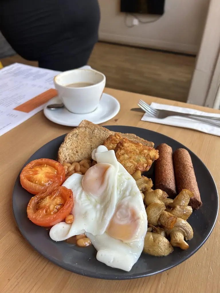 Cherie H_1911 Coffee Co._Amble_review