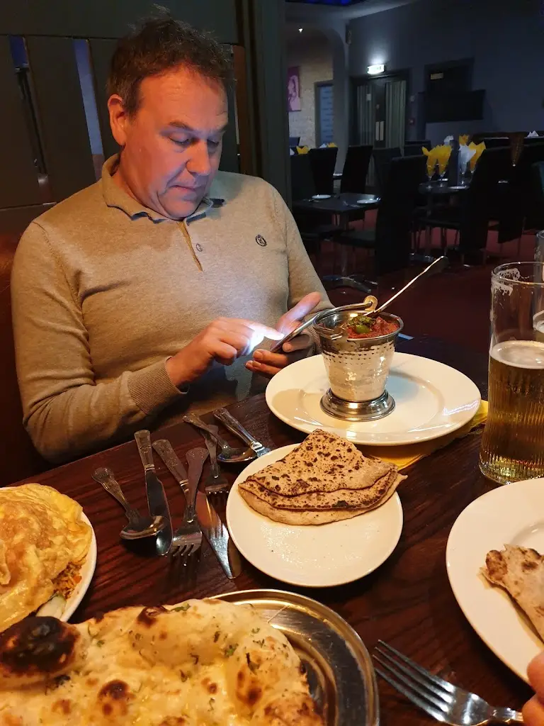 Menu_Riverside Spice_Catcliffe_image_7