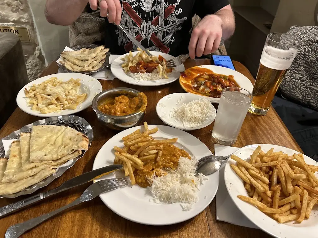 Andrew Graham_Waggon & Horses Gurkha Square_Caythorpe_review