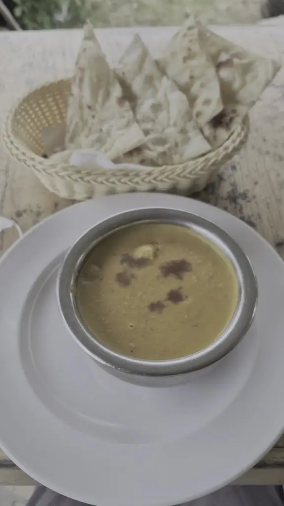 Waggon & Horses Gurkha Square_Caythorpe_slider_image_2