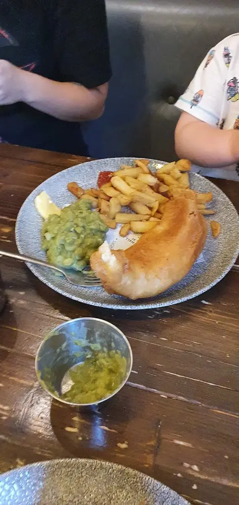 Menu_The White Bull_Cawthorne_image_5