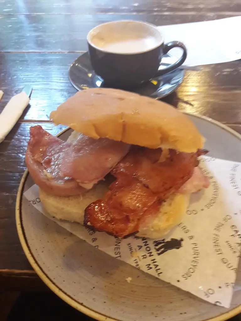 Menu_The White Bull_Cawthorne_image_7