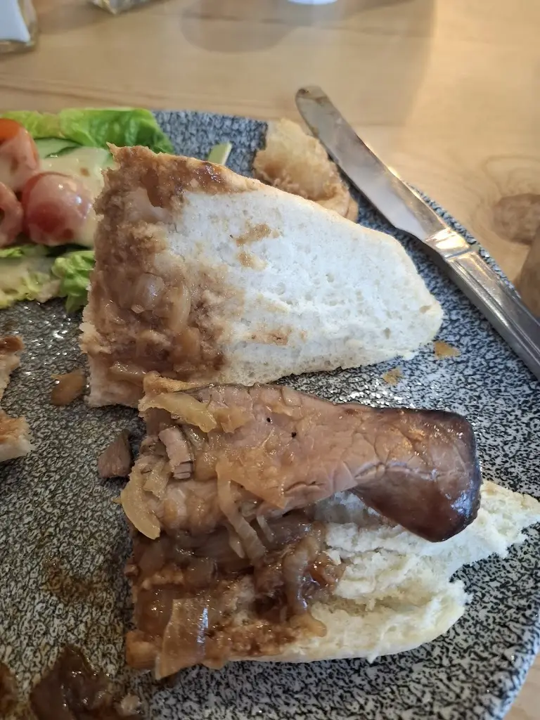 Phillipa Gilbert_The White Bull_Cawthorne_review