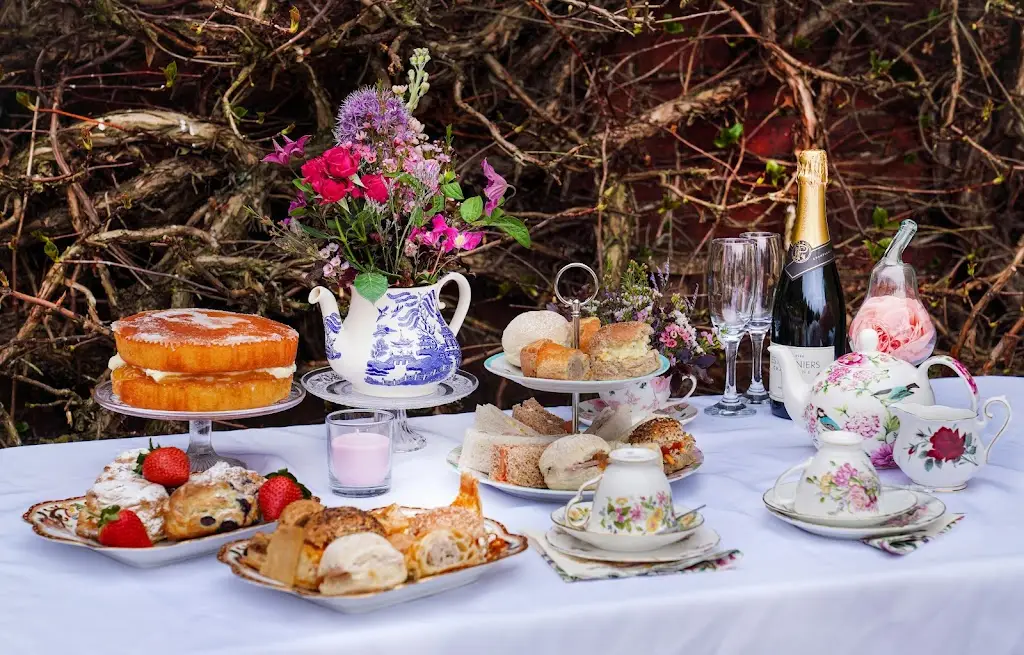 The Pear Tree Pantry at Cannonhall Barnsley_Cawthorne_slider_image_2