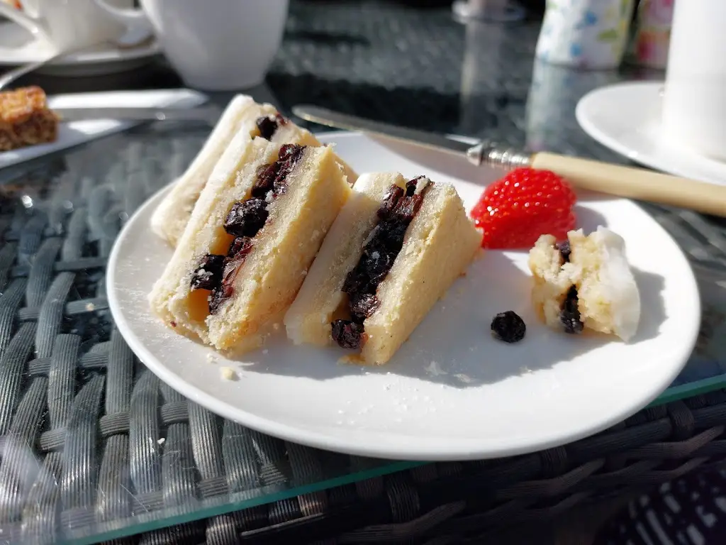 Cawthorne Village Store & Tea Room _Cawthorne_slider_image_2