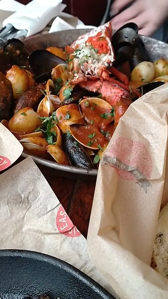 Big Easy Bar.B.Q & Crabshack - Canary Wharf_Canary Wharf_slider_image_2