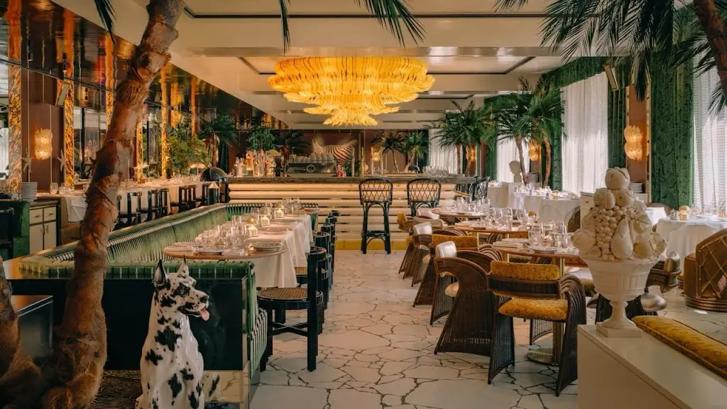 Barbarella_Canary Wharf_slider_image_1