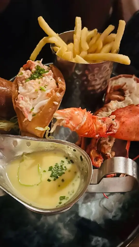 Empress Renee_Burger & Lobster - West India Quay_Canary Wharf_review