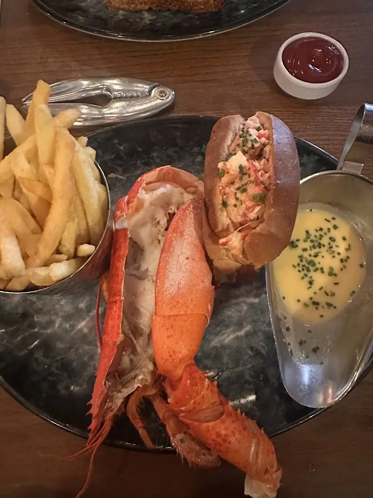 Sarah_Burger & Lobster - West India Quay_Canary Wharf_review