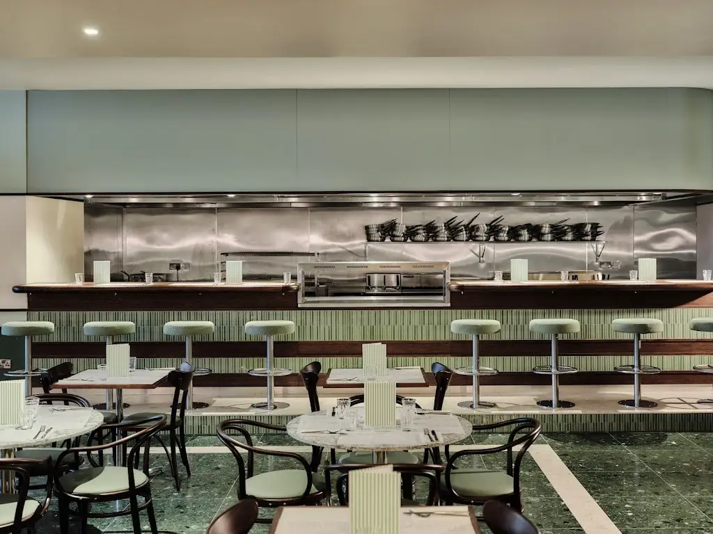 Lina Stores Canary Wharf – Italian Restaurant, Deli & Bar_Canary Wharf_slider_image_1