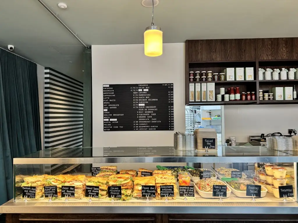 Lina Stores Canary Wharf – Italian Restaurant, Deli & Bar_Canary Wharf_slider_image_3