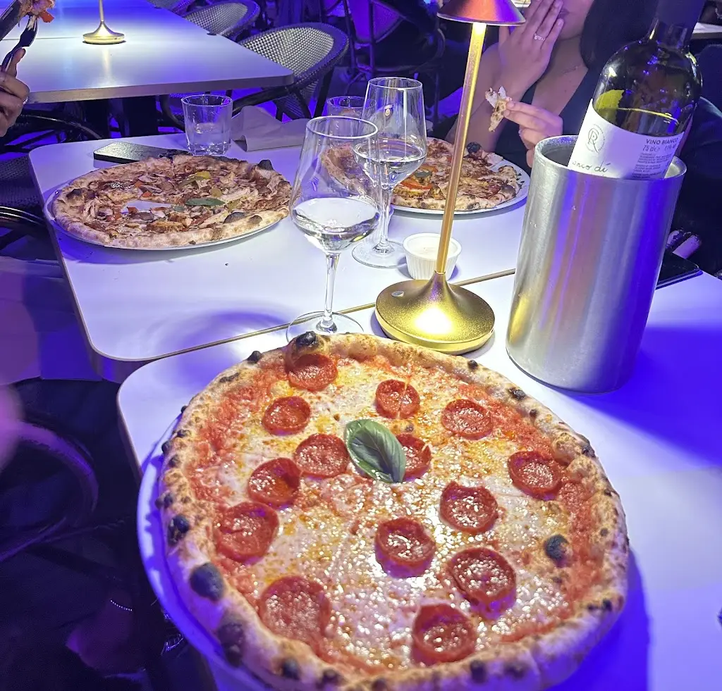 Ciara Moore_Brera Lounge_Canary Wharf_review