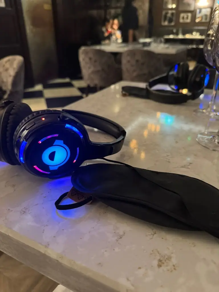 Reece Maguire_Six by Nico Canary Wharf_Canary Wharf_review