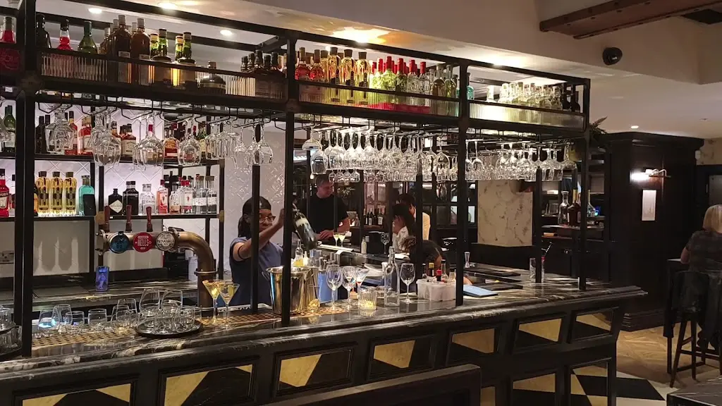 Six by Nico Canary Wharf_Canary Wharf_slider_image_3