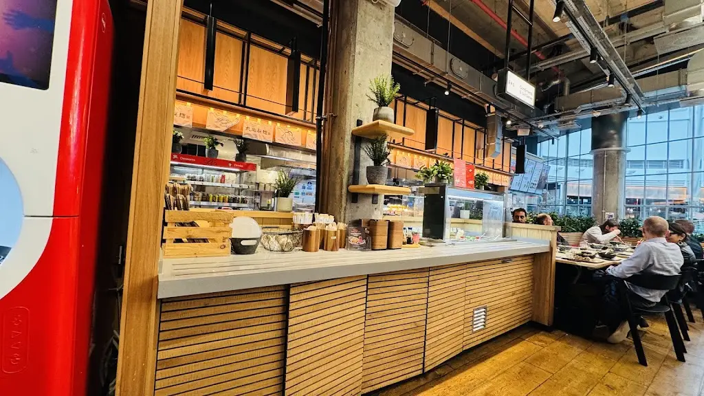 Marugame Udon Canary Wharf_Canary Wharf_slider_image_3