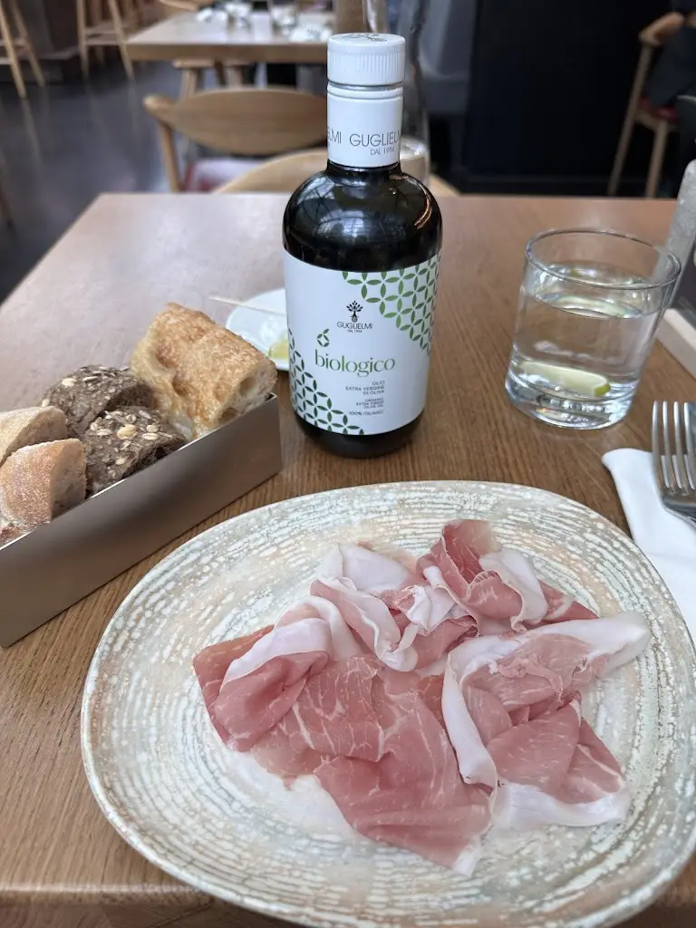 L B_Obicà Mozzarella Bar_Canary Wharf_review