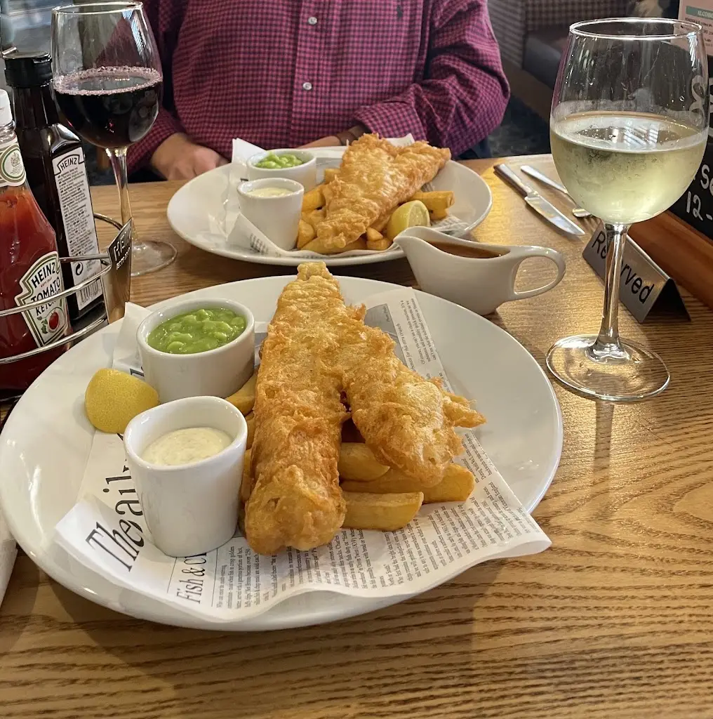 Michael Darbyshire_The Boathouse_Appley Bridge_review