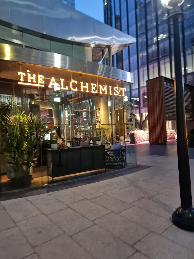 The Alchemist Canary Wharf_Canary Wharf_slider_image_3