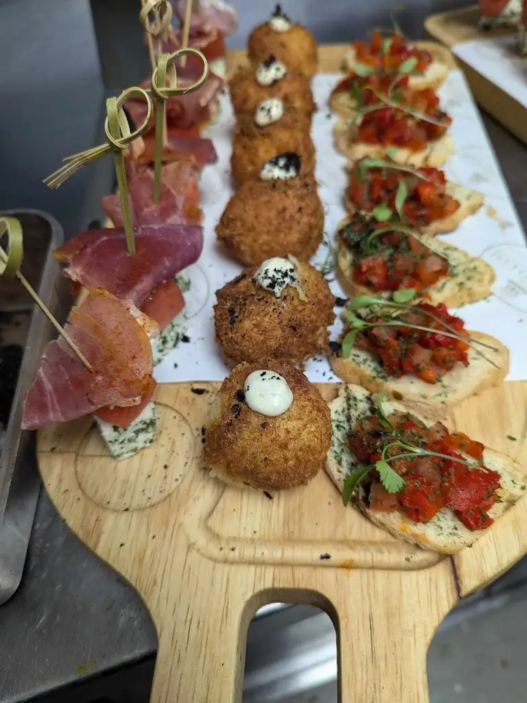 Menu_The Ragged Cot 2025_Chalford_image_8