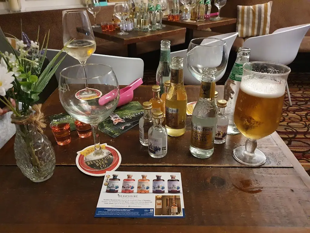 paul sampson_The Crown_Chalgrove_review