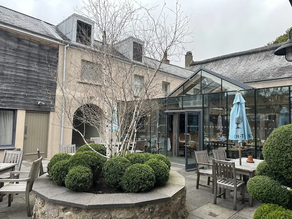 Chris Luckens_Three Crowns chagford_Chagford_review