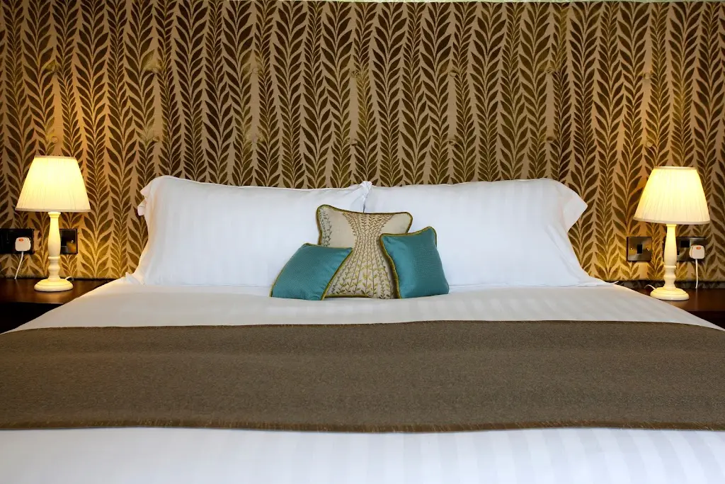 Three Crowns chagford_Chagford_slider_image_3